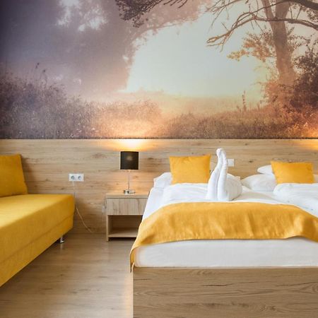 Gyirmot Sport & Wellness Hotel 杰尔 外观 照片